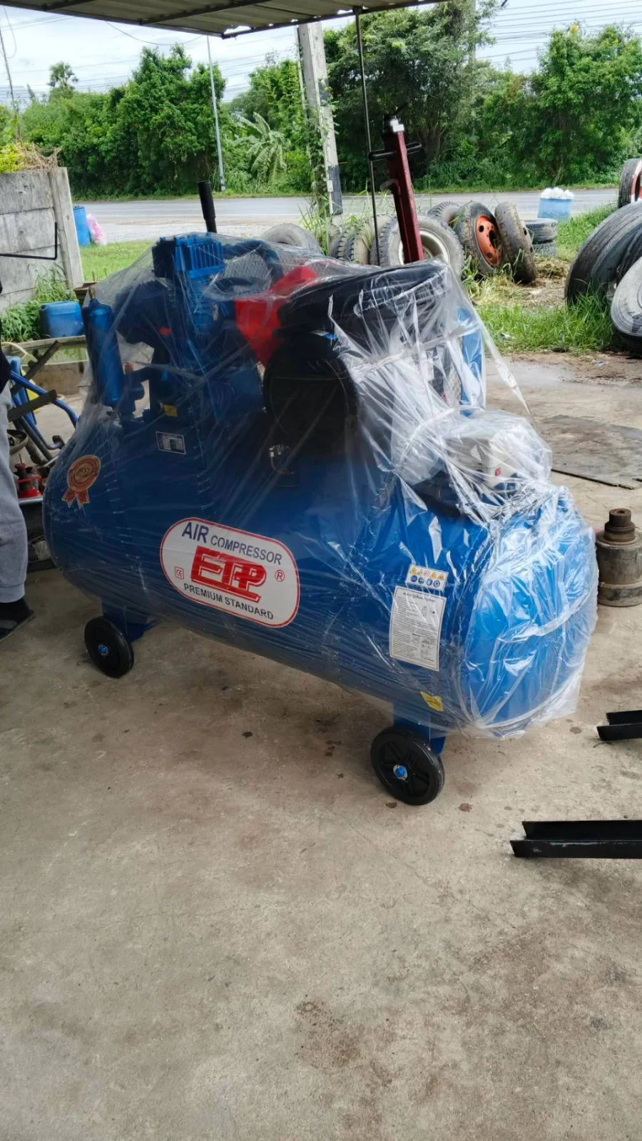 ภาพส่งมอบ ปั๊มลมสายพาน ETP ขนาด 380 ลิตร มอเตอร์ 7.5HP รุ่น HTA-80 (16Bar) (ระบบไฟ 220V) จังหวัดชลบุรี รูปที่ 1