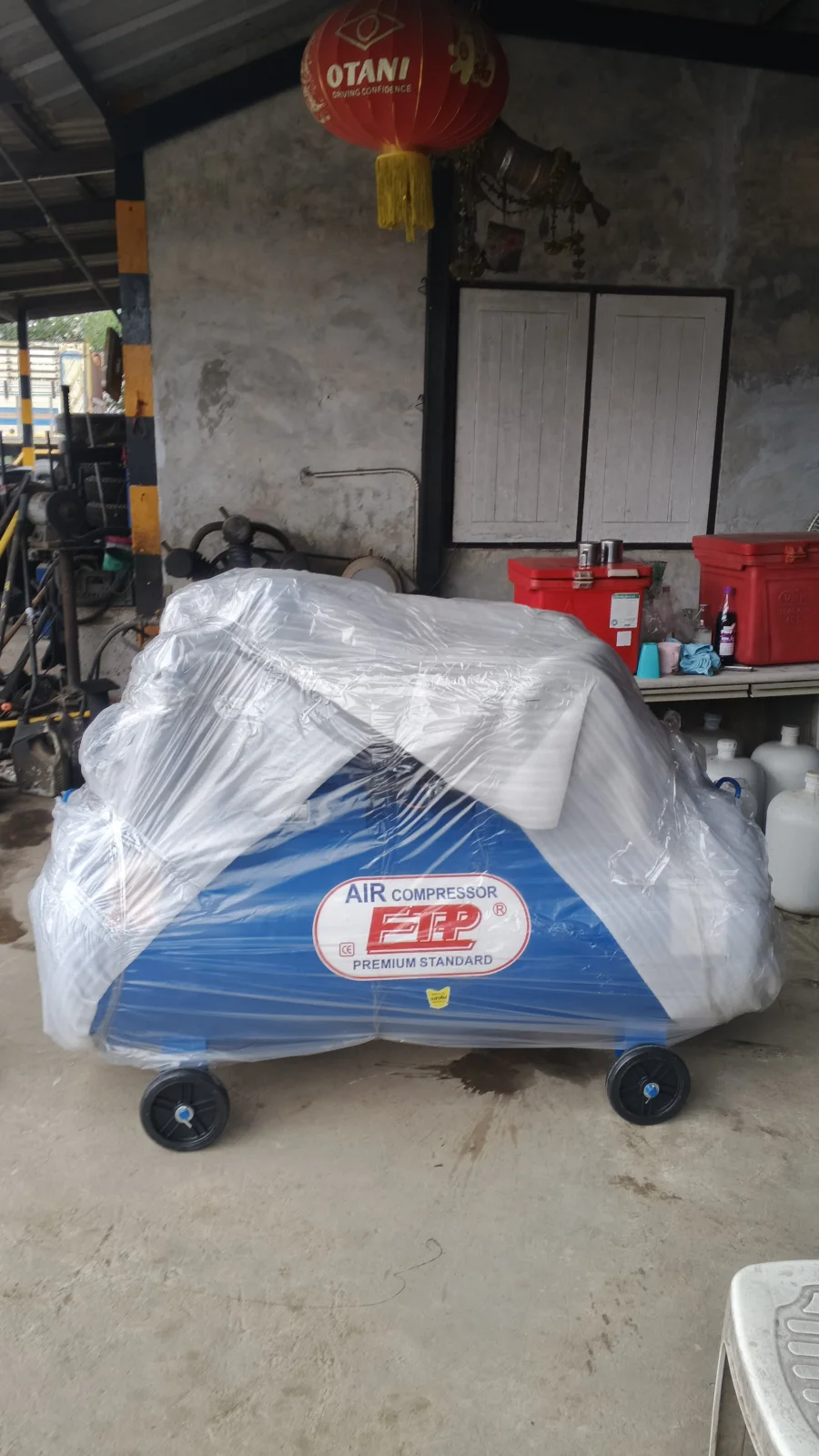 ภาพส่งมอบ ปั๊มลมสายพาน ETP ขนาด 380 ลิตร มอเตอร์ 7.5HP รุ่น HTA-80 (16Bar) (ระบบไฟ 220V) จังหวัดชลบุรี รูปที่ 2