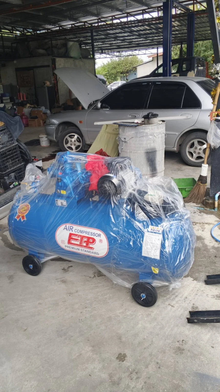 ภาพส่งมอบ ปั๊มลม ETP ETA-65 300 ลิตร 4HP 220V (ไฟ 220V) จังหวัดราชบุรี รูปที่ 1