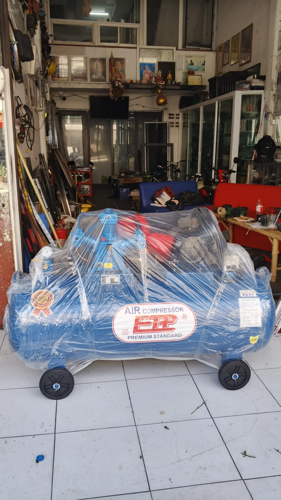 ภาพส่งมอบ ปั๊มลมสายพาน ETP ขนาด 300ลิตร มอเตอร์ 4HP รุ่น E TA-65 (8Bar) (ไฟ 220V) จังหวัดสมุทรสาคร รูปที่ 1