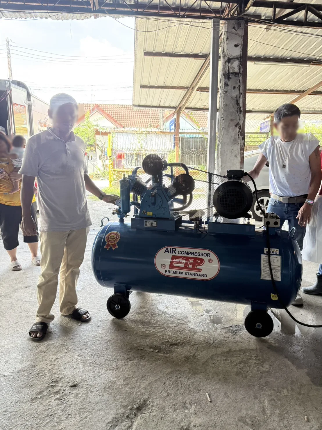 ภาพส่งมอบ ปั๊มลมสายพาน ETP ขนาด 380 ลิตร มอเตอร์ 7.5HP รุ่น HTA-80 (16Bar) (ระบบไฟ 380V) จังหวัดภูเก็ต รูปที่ 2