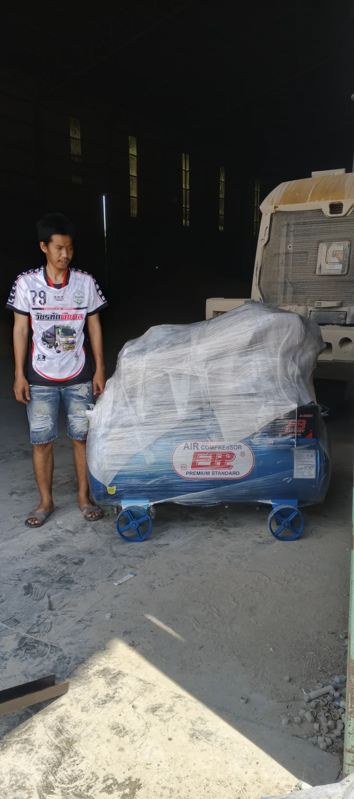 ภาพส่งมอบ ปั๊มลมดีเซล300 ลิตร สตาร์ทกุญแจ หัวสูบ HTA-80 (ระบบสตาร์ทกุญแจ) จังหวัดสระบุรี รูปที่ 1