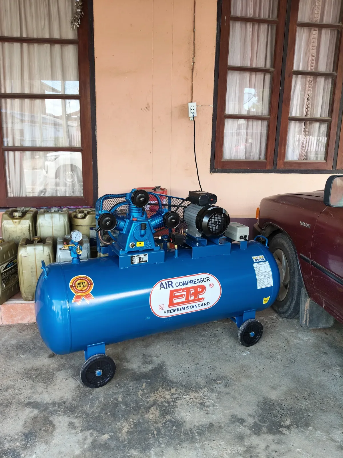 ภาพส่งมอบ ปั๊มลม 300ลิตร 4แรง รุ่น E TA-65 (8Bar) (ไฟ 220V) จังหวัดขอนแก่น รูปที่ 2
