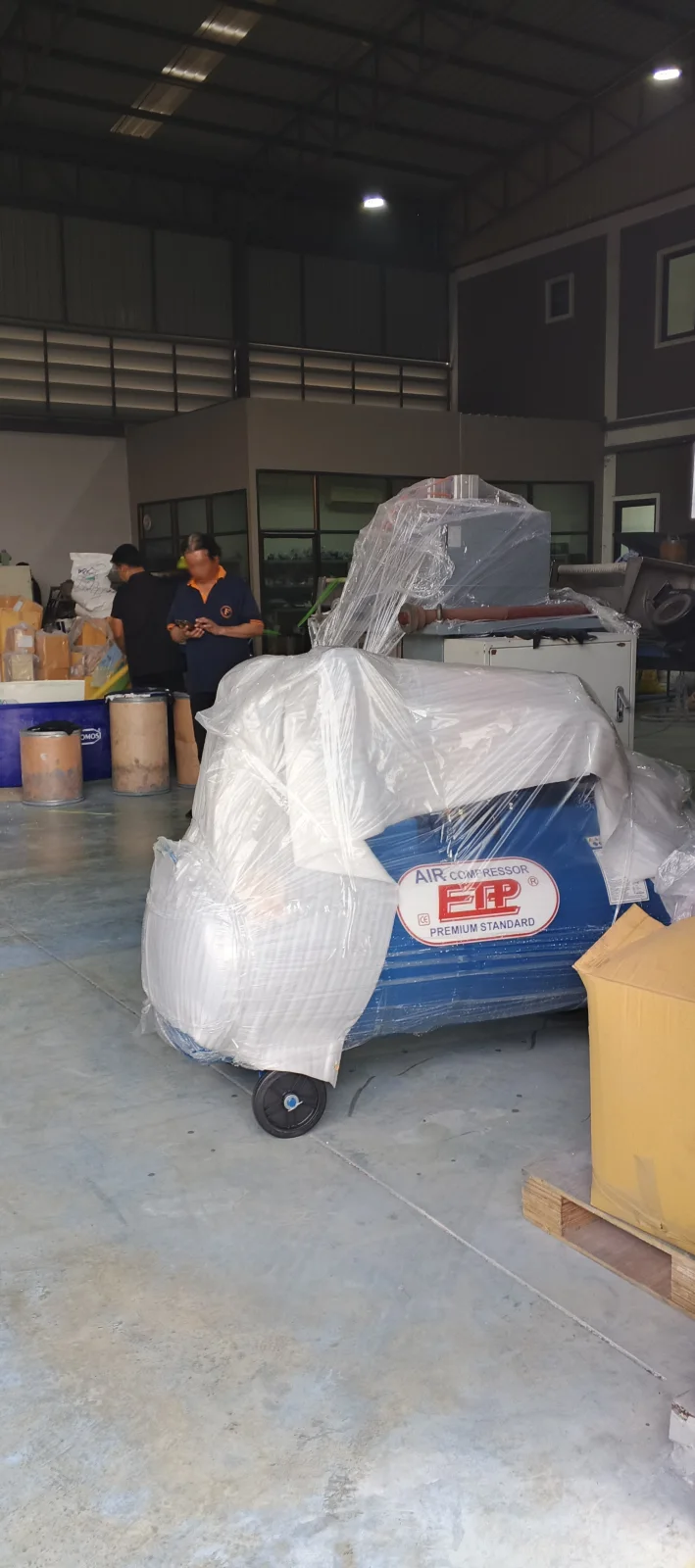 ภาพส่งมอบ ปั๊มลม 380ลิตร 7.5 แรงรุ่น E TA-80 (12Bar) (ระบบไฟ 380V) จังหวัดสมุทรสาคร รูปที่ 3