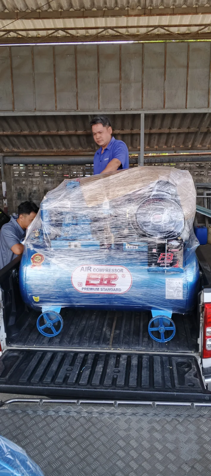ภาพส่งมอบ ปั๊มลมติดเครื่องยนต์ดีเซล 300ลิตร รุ่น E HTA-80 เครื่องยนต์ 11แรง จังหวัดพระนครศรีอยุธยา รูปที่ 1