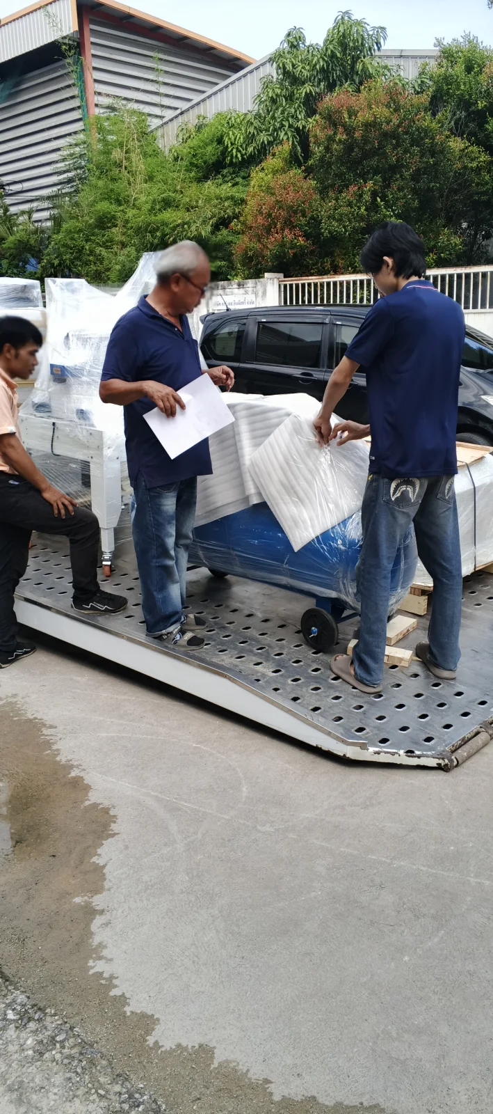 ภาพส่งมอบ ปั๊มลม 300ลิตร 4แรง รุ่น E TA-65 (8Bar) (ไฟ 220V) จังหวัดสมุทรสาคร รูปที่ 2