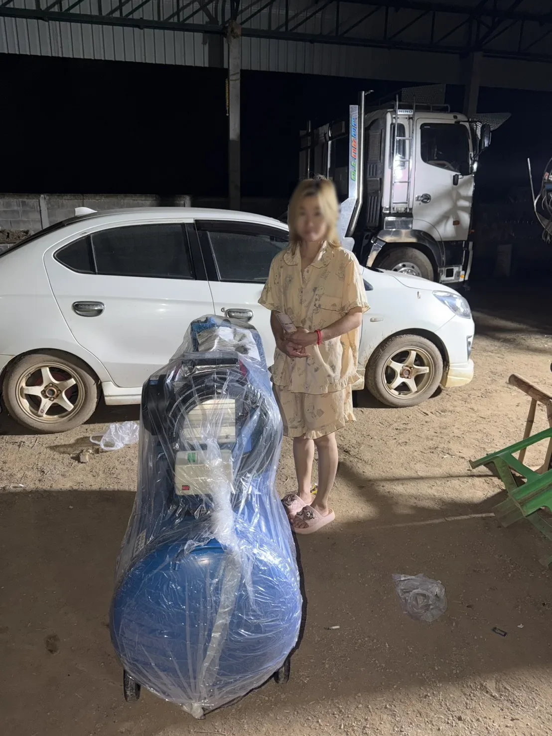 ภาพส่งมอบ ปั๊มลมสายพาน ETP ขนาด 300ลิตร มอเตอร์ 4HP รุ่น E TA-65 (8Bar) (ไฟ 220V) จังหวัดกำแพงเพชร รูปที่ 1