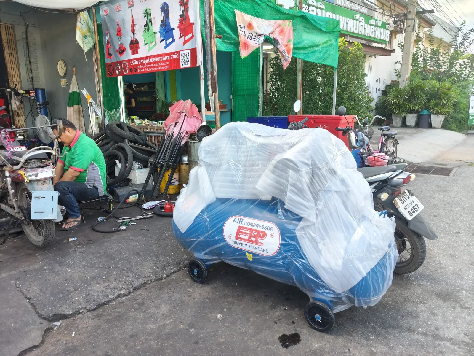 ภาพส่งมอบ ปั๊มลม 380ลิตร 7.5 แรงรุ่น E HTA-80 (16Bar) (ระบบไฟ 380V) จังหวัดนครราชสีมา รูปที่ 1