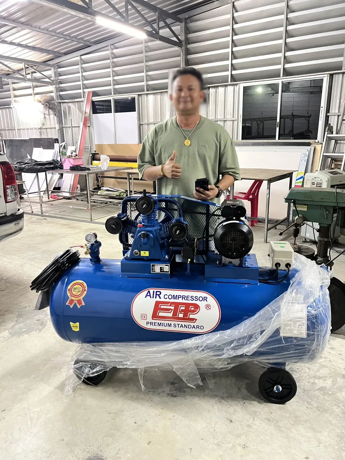 ภาพส่งมอบ ปั๊มลม 300ลิตร 4แรง รุ่น E TA-65 (8Bar) (ไฟ 220V) จังหวัดสงขลา รูปที่ 1