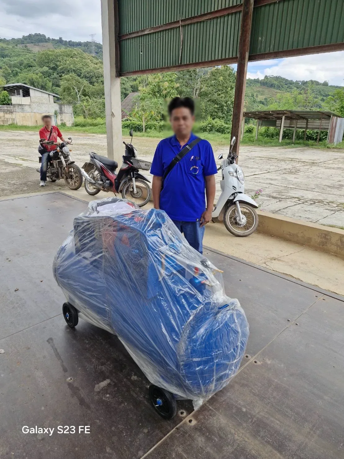 ภาพส่งมอบ ปั๊มลมสายพาน ETP ขนาด 300ลิตร มอเตอร์ 4HP รุ่น E TA-65 (8Bar) (ไฟ 220V) จังหวัดน่าน รูปที่ 3